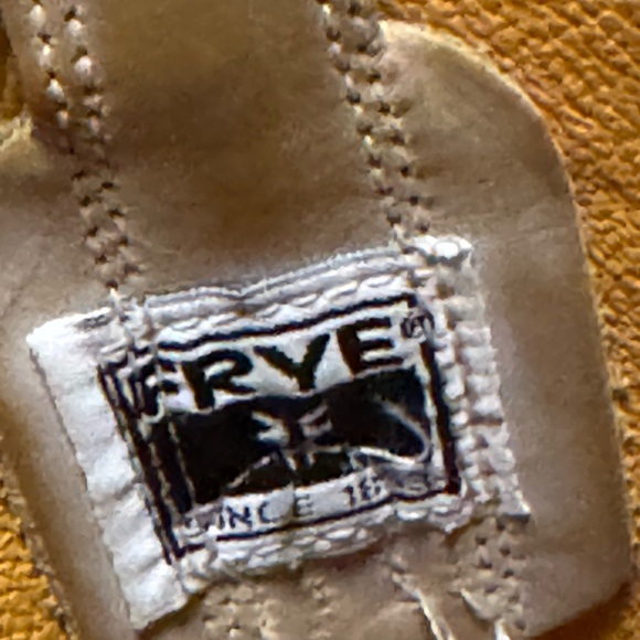 Frye Harness - Picture 9 of 10